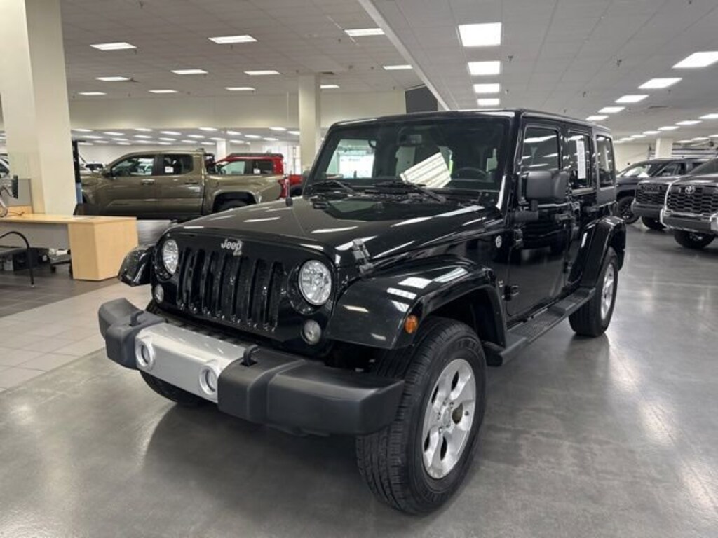 Used 2014 Jeep Wrangler Unlimited Sahara SUV