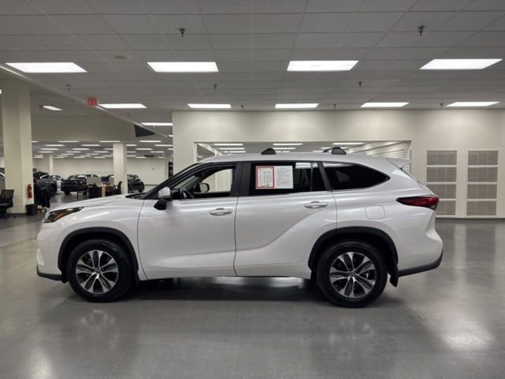 Certified 2023 Toyota Highlander L SUV