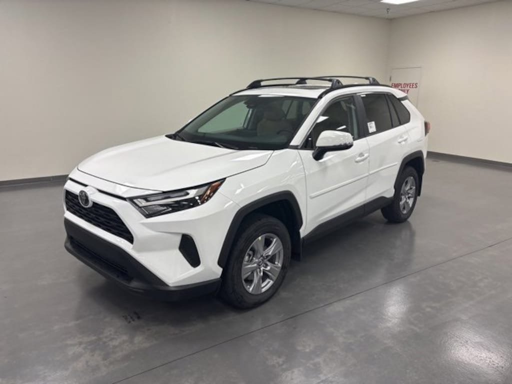 New 2025 Toyota RAV4 XLE XLE AWD SUV