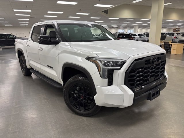 2024 Toyota Tundra Limited's photo