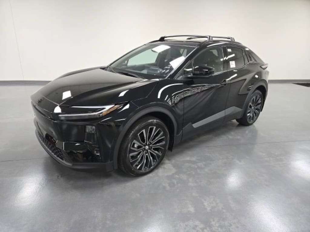 New 2026 Toyota C-HR XSE SUV