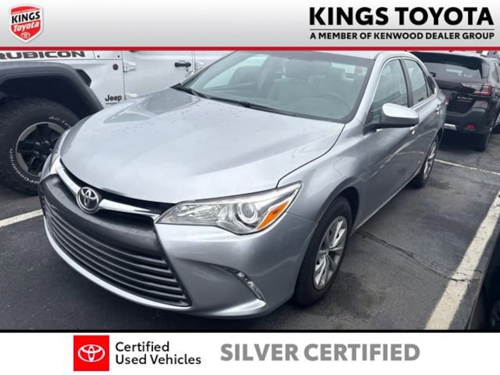 Used 2016 Toyota Camry LE Sedan