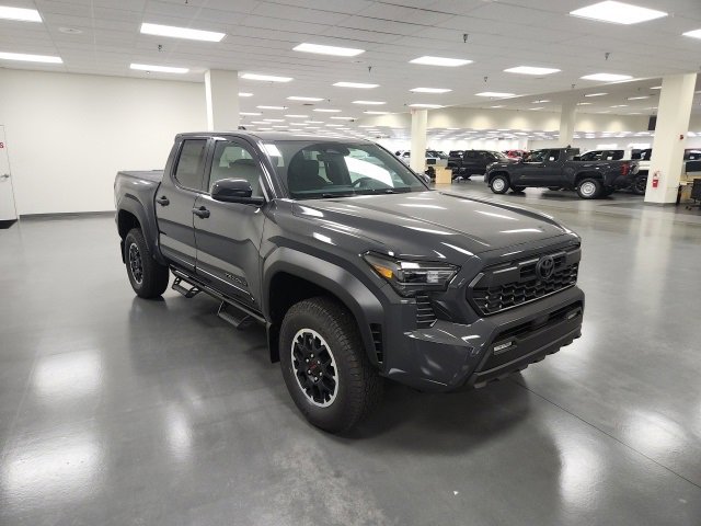 2025 Toyota Tacoma 4X4 DOUBLE CAB 