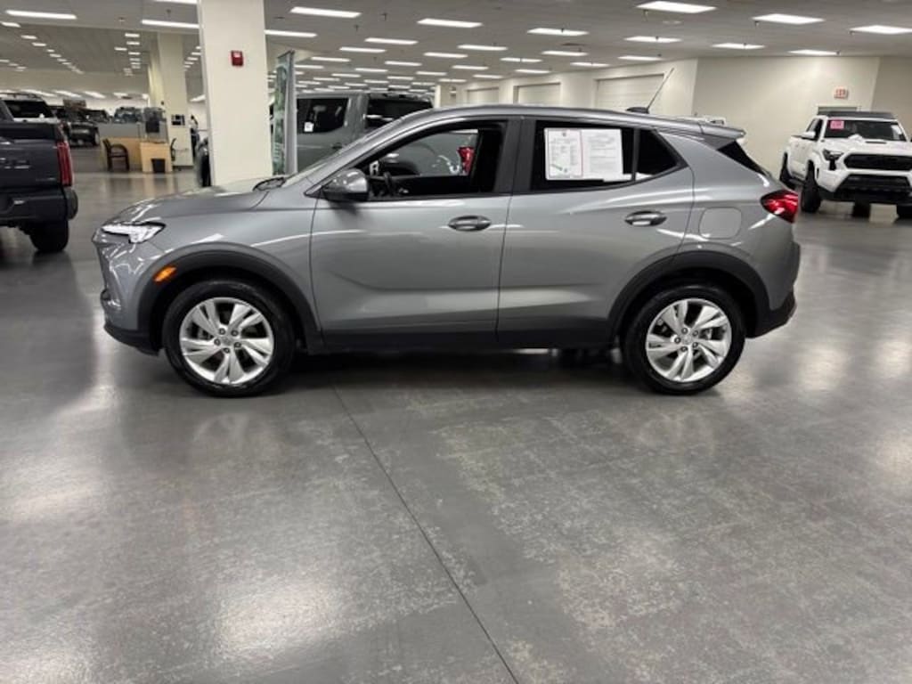 Used 2024 Buick Encore GX Preferred SUV