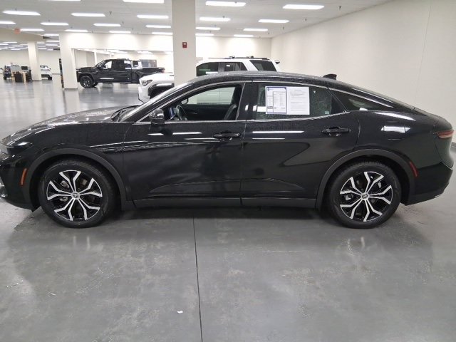 2024 Toyota Crown Limited photo 4