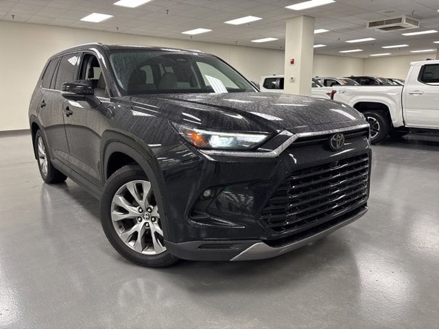 2024 Toyota Grand Highlander Limited's photo