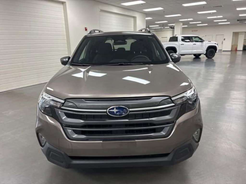 Used 2025 Subaru Forester Premium SUV