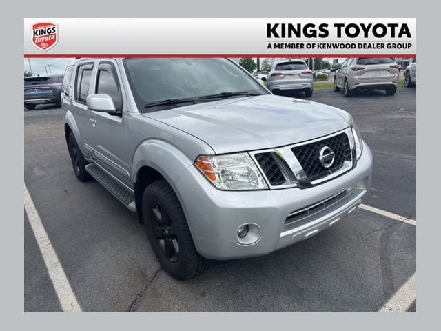 2012 Nissan Pathfinder SV