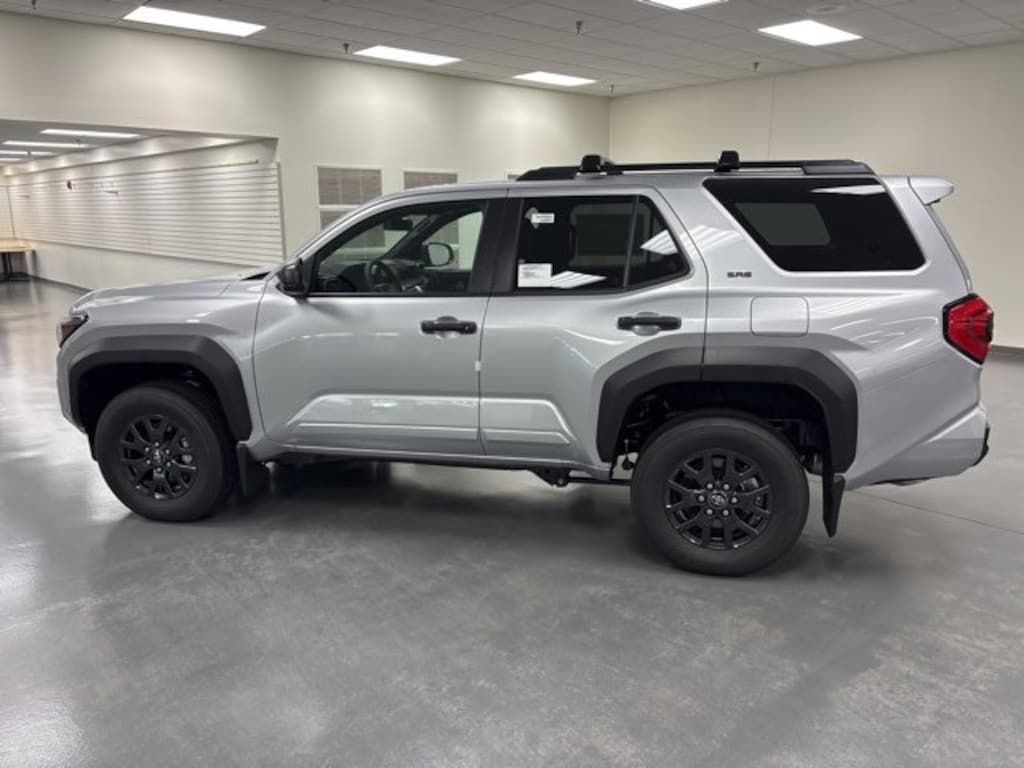 New 2025 Toyota 4Runner SR5 4WD SR5