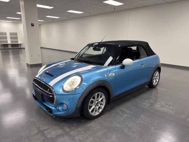 2016 Mini Cooper Convertible S photo 2