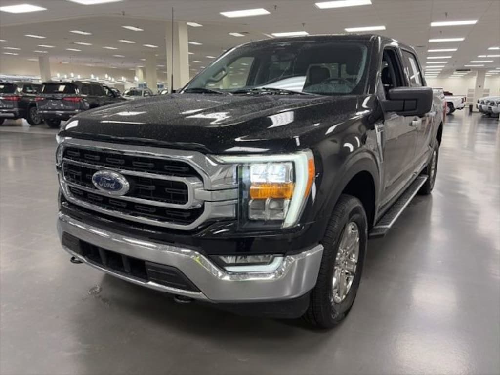 Used 2023 Ford F-150 XLT Truck SuperCrew Cab