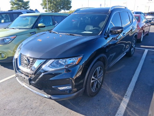2018 Nissan Rogue SL photo 2