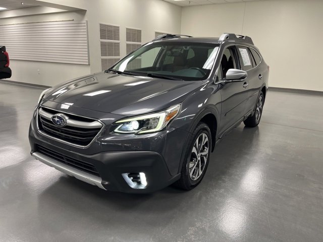2020 Subaru Outback Touring XT photo 3