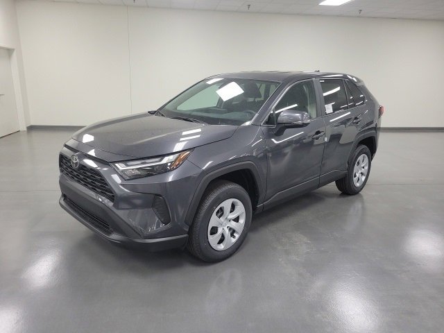 2025 Toyota RAV4 LE photo 2