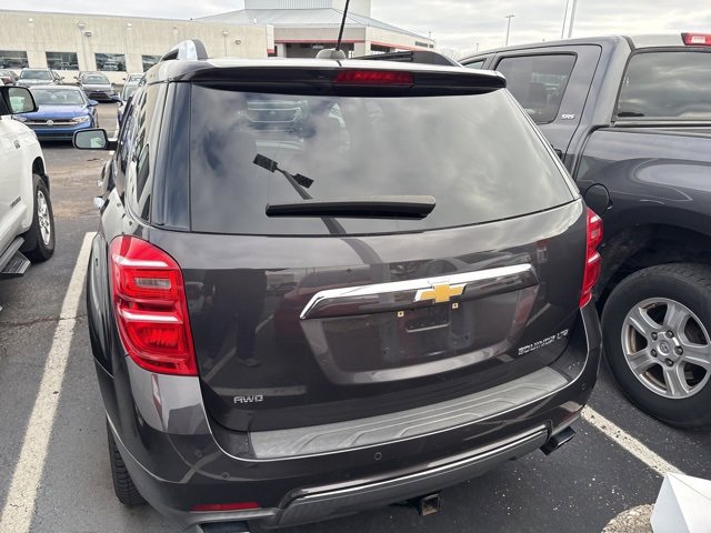 2016 Chevrolet Equinox LTZ photo 2