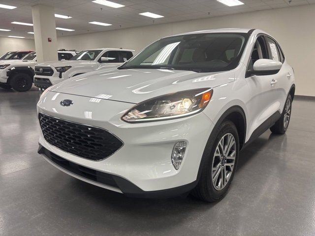 2022 Ford Escape SEL photo 3