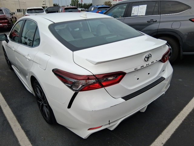 2023 Toyota Camry SE photo 4