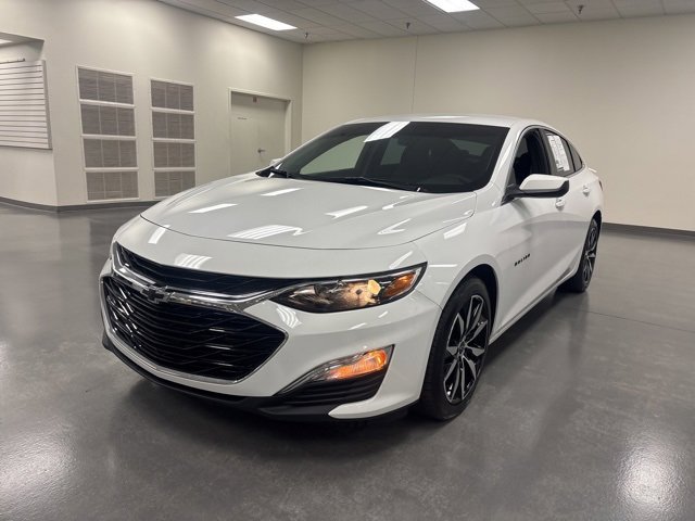 2024 Chevrolet Malibu RS photo 3