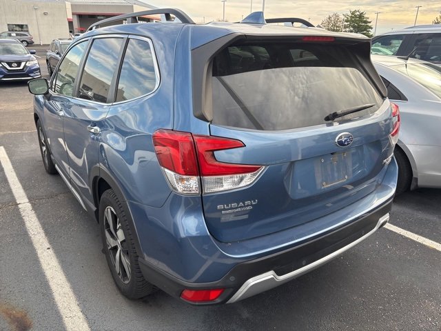 2019 Subaru Forester Touring photo 3
