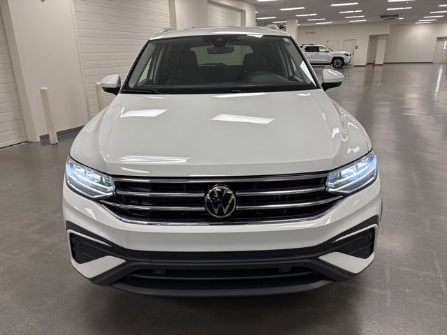 2024 Volkswagen Tiguan SE Wolfsburg Edition photo 2