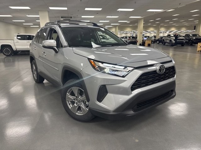 2025 Toyota RAV4 XLE AWD SUV 