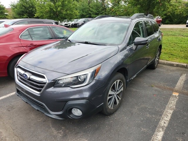 2019 Subaru Outback Limited photo 3