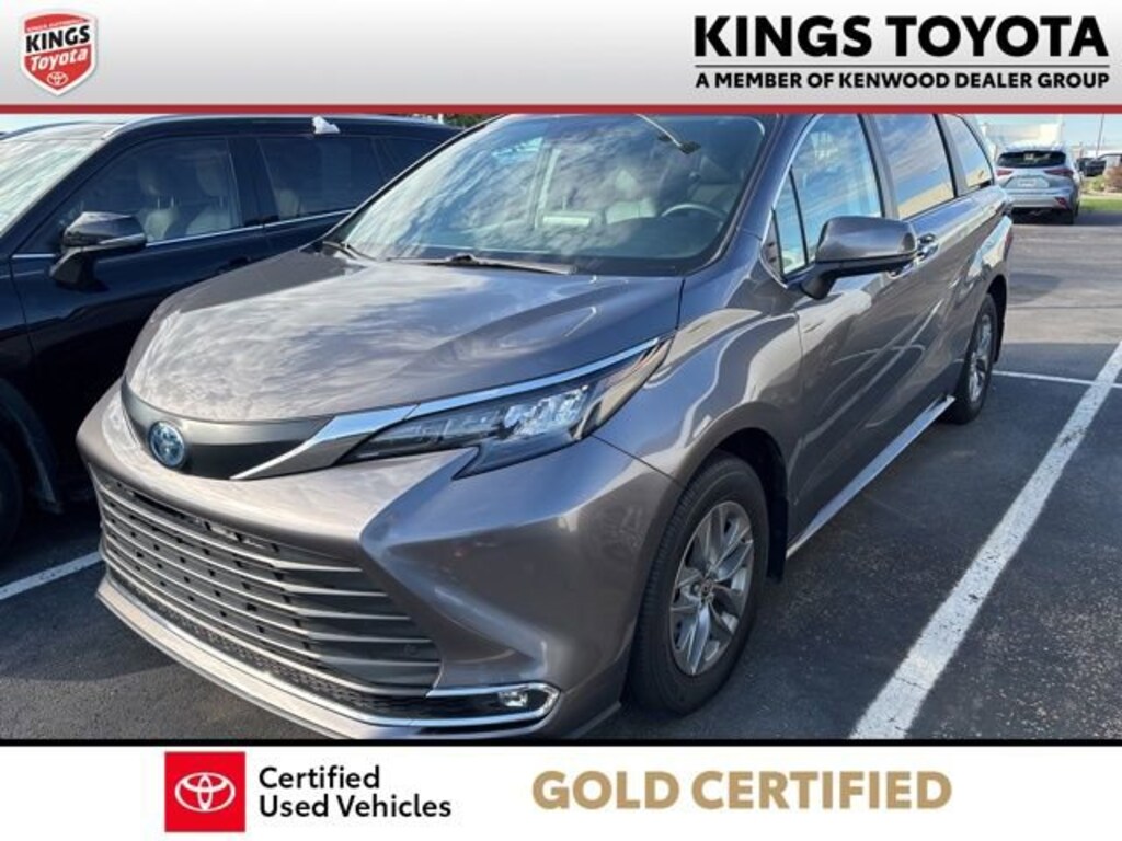 Used 2024 Toyota Sienna XLE Van Passenger Van