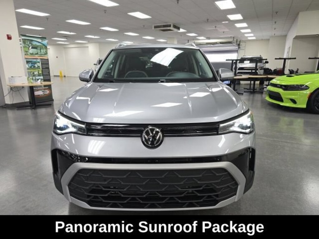 Used 2025 Volkswagen Taos 1.5T SE SUV