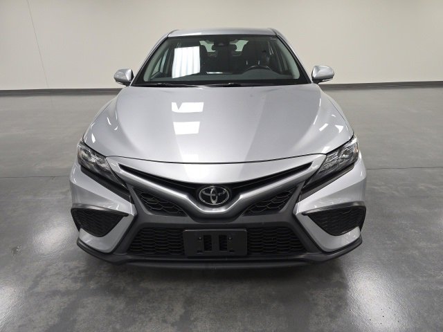 2023 Toyota Camry SE photo 2