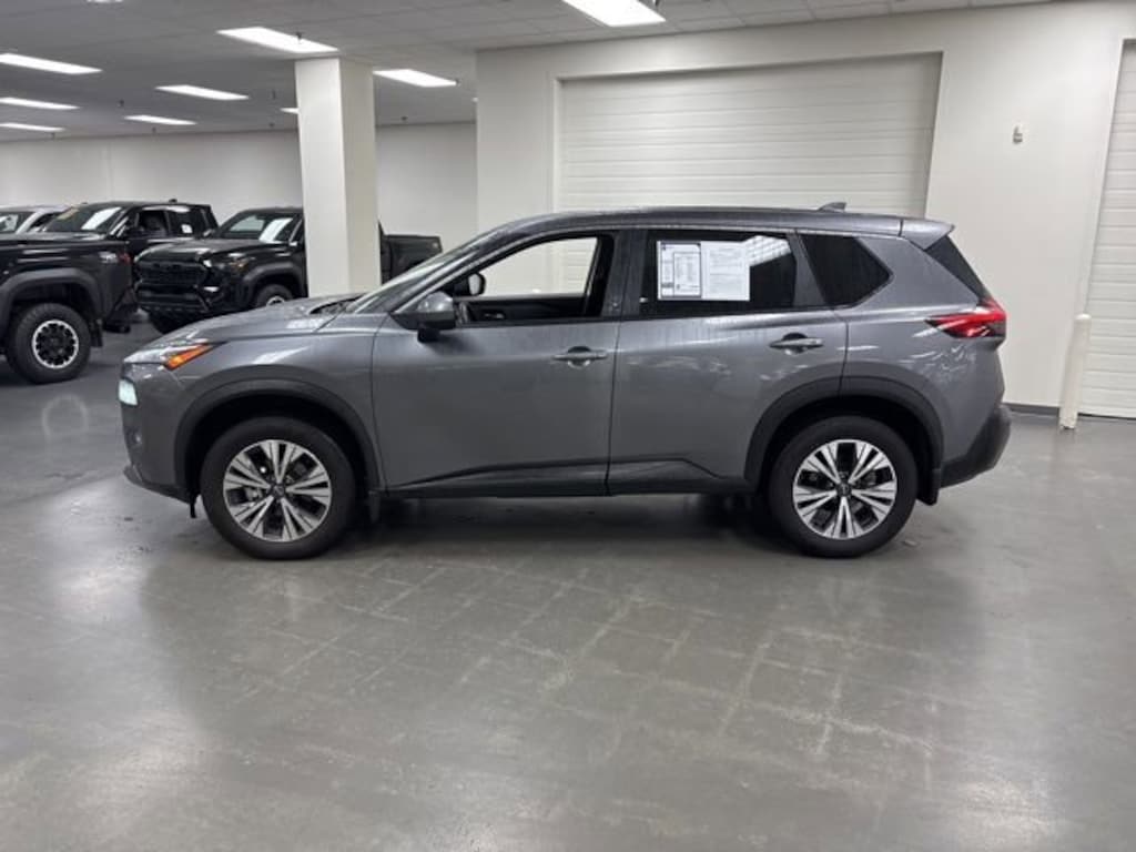 Used 2023 Nissan Rogue SV SUV