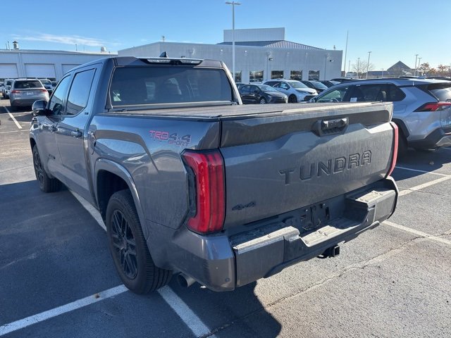 2023 Toyota Tundra SR5 CrewMax photo 4