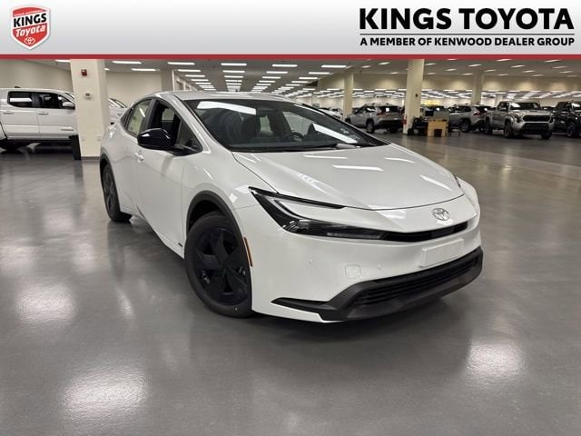 2026 Toyota Prius LE AWD's photo