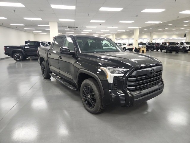 2026 Toyota Tundra SR5's photo