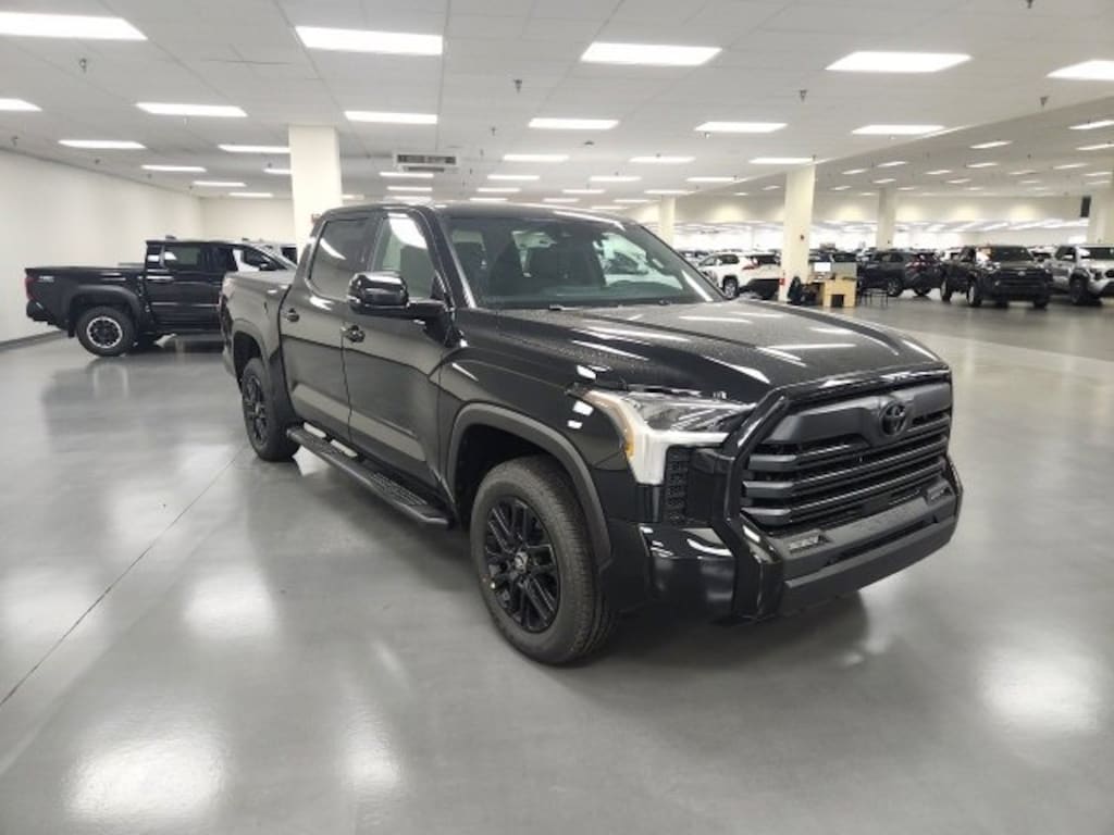 New 2026 Toyota Tundra SR5 SR5 CREWMAX 5.5