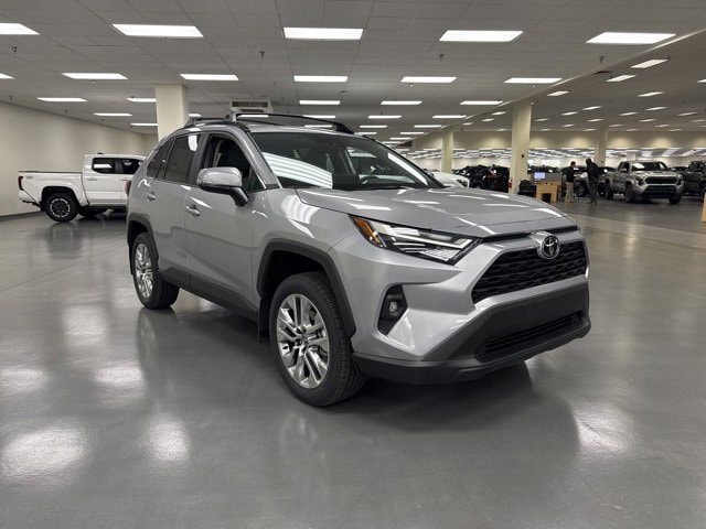 2025 Toyota RAV4 XLE Premium's photo