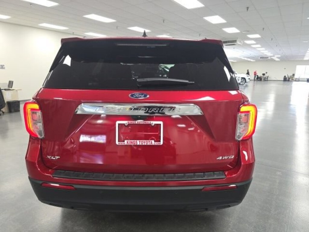 Used 2024 Ford Explorer XLT SUV