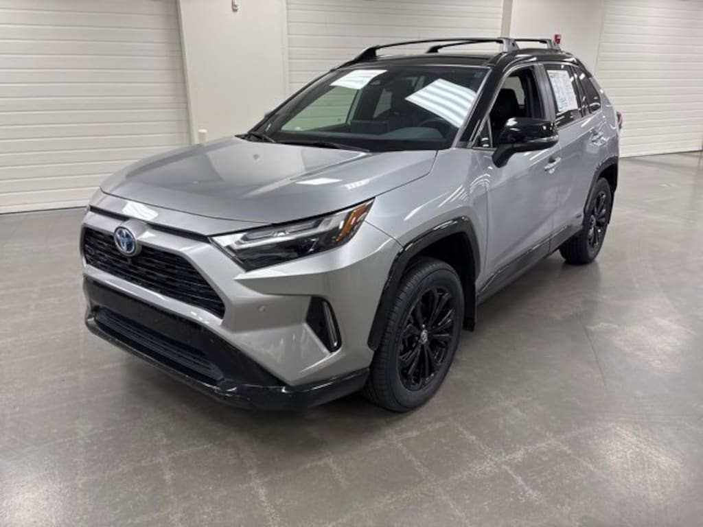 Used 2022 Toyota RAV4 Hybrid Hybrid XSE SUV
