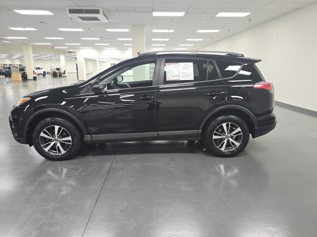 2018 Toyota RAV4 XLE photo 3