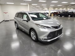 New 2025 Toyota Sienna Limited 7 PASSENGER Cincinnati, OH
