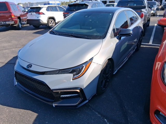 2022 Toyota Corolla SE photo 3