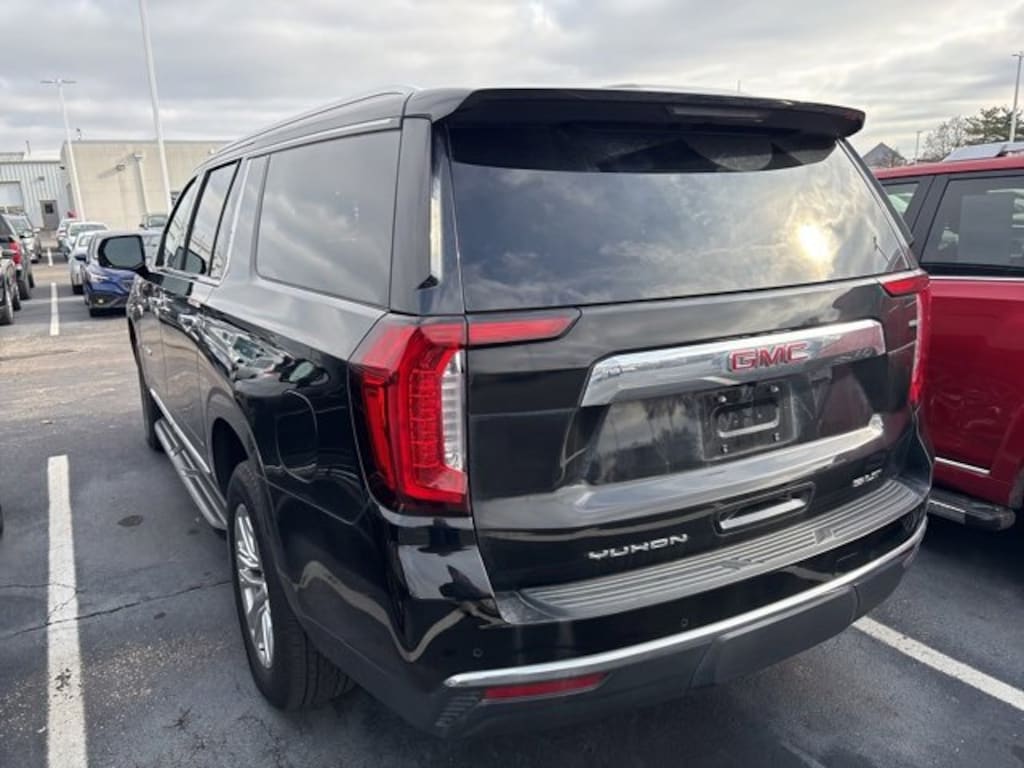 Used 2024 GMC Yukon XL SLT SUV