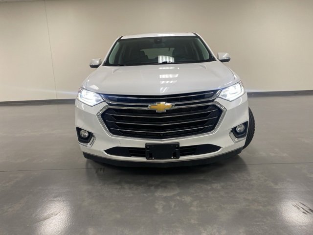 Used 2021 Chevrolet Traverse Premier with VIN 1GNEVKKW6MJ165448 for sale in Cincinnati, OH