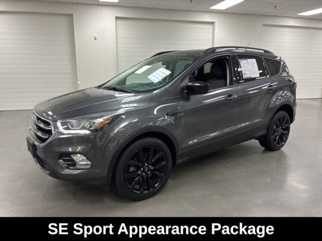 Used 2017 Ford Escape SE SUV