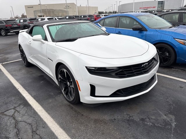 2022 Chevrolet Camaro 2LT's photo