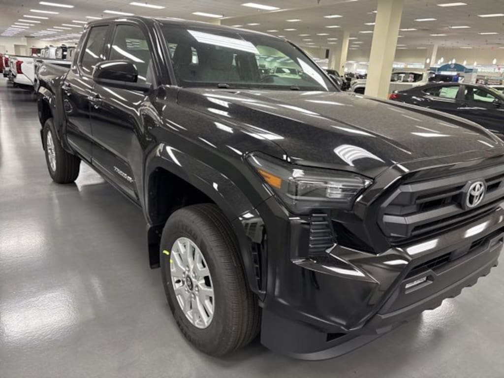 New 2025 Toyota Tacoma SR5 4X4 DOUBLE CAB