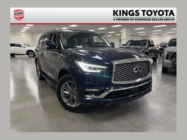 2022 INFINITI QX80's photo
