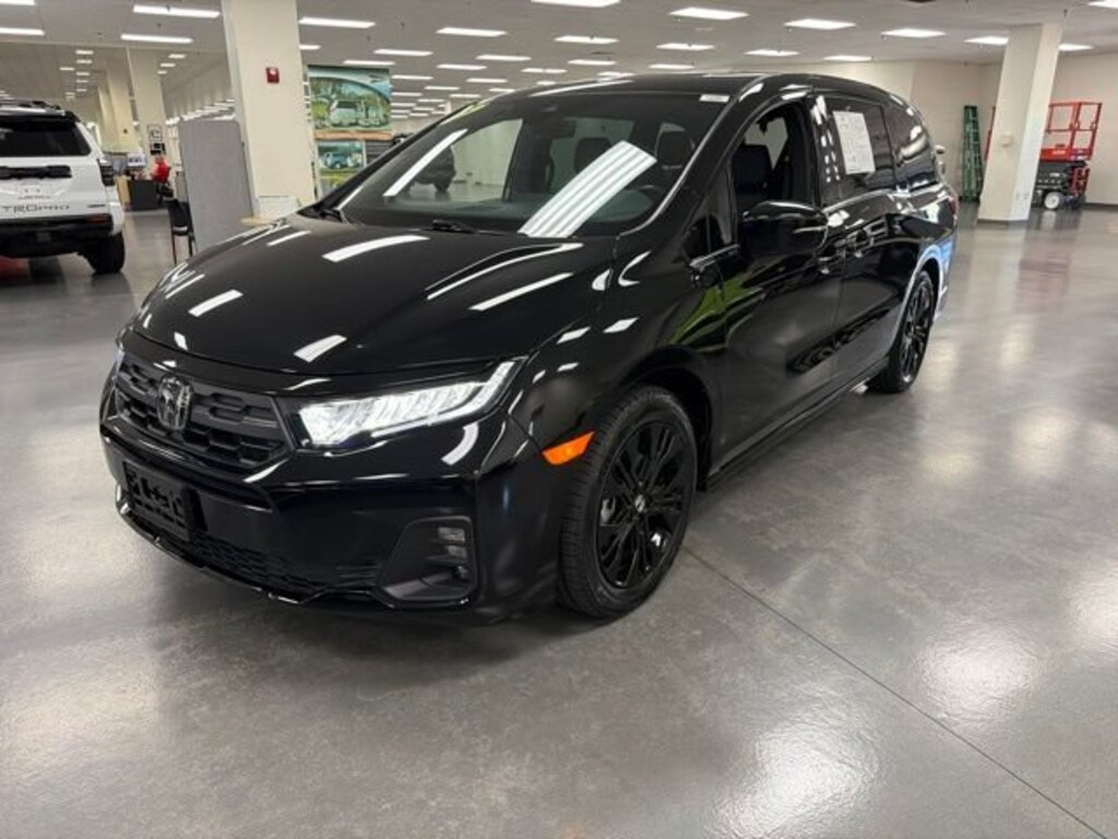 Used 2025 Honda Odyssey Sport-L Van
