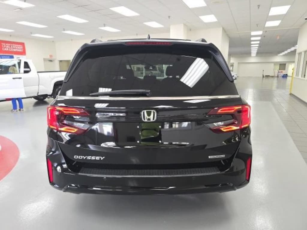 Used 2025 Honda Odyssey Touring Van