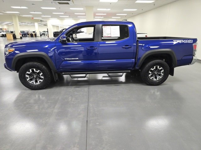 2023 Toyota Tacoma TRD Double Cab photo 2