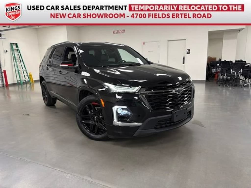 Used 2023 Chevrolet Traverse Premier SUV